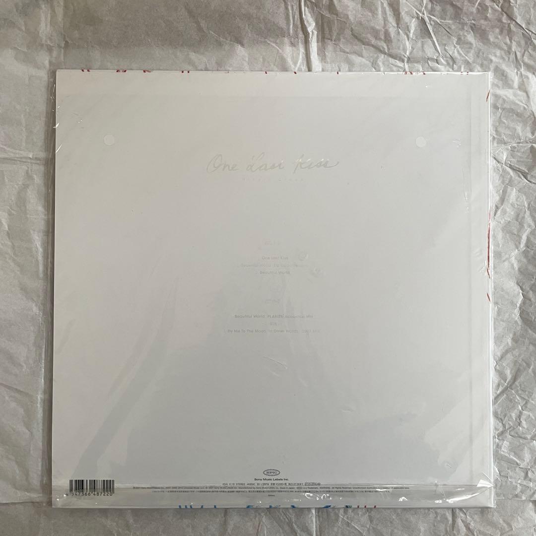 宇多田ヒカル One Last Kiss レコード　綾波レイジャケット　エヴァ