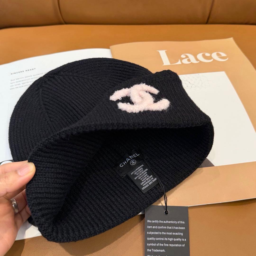 CHANEL ロゴ ニットキャップ ブラック
