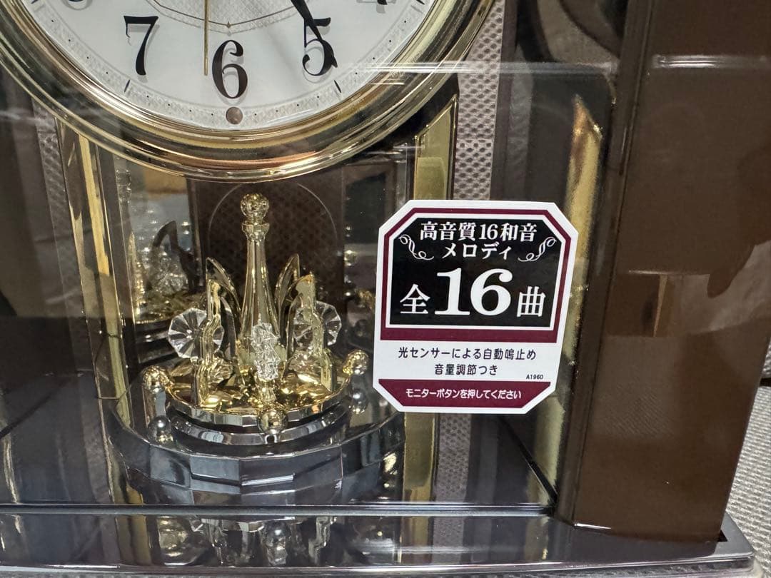 新品 セイコー 電波置き時計 回転飾り メロディ付き BY238B 濃茶マーブル