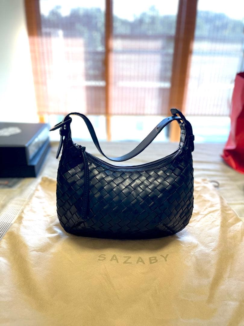 SAZABY 黒 レザー イントレチャートショルダーバッグ