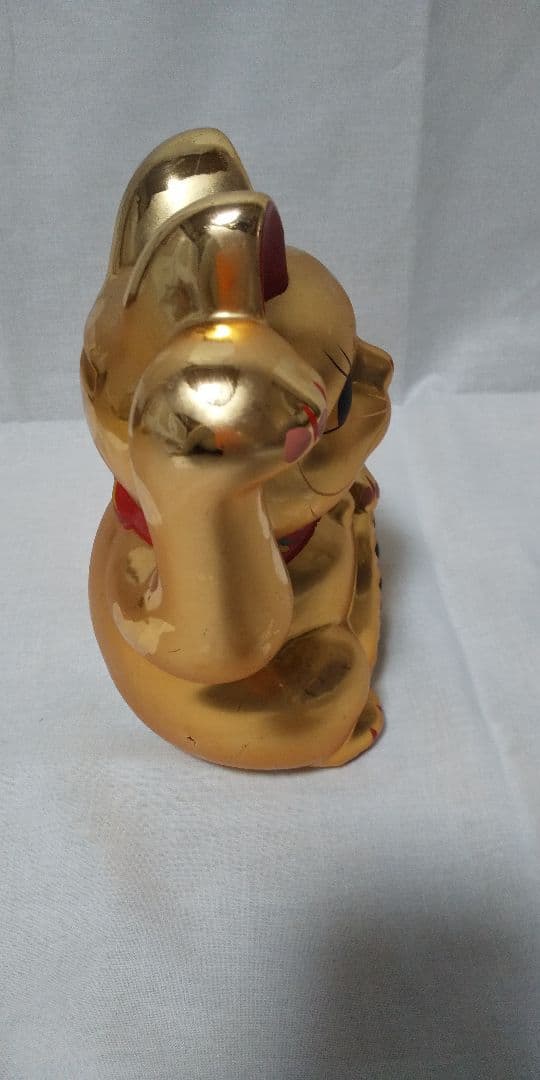 招き猫貯金箱