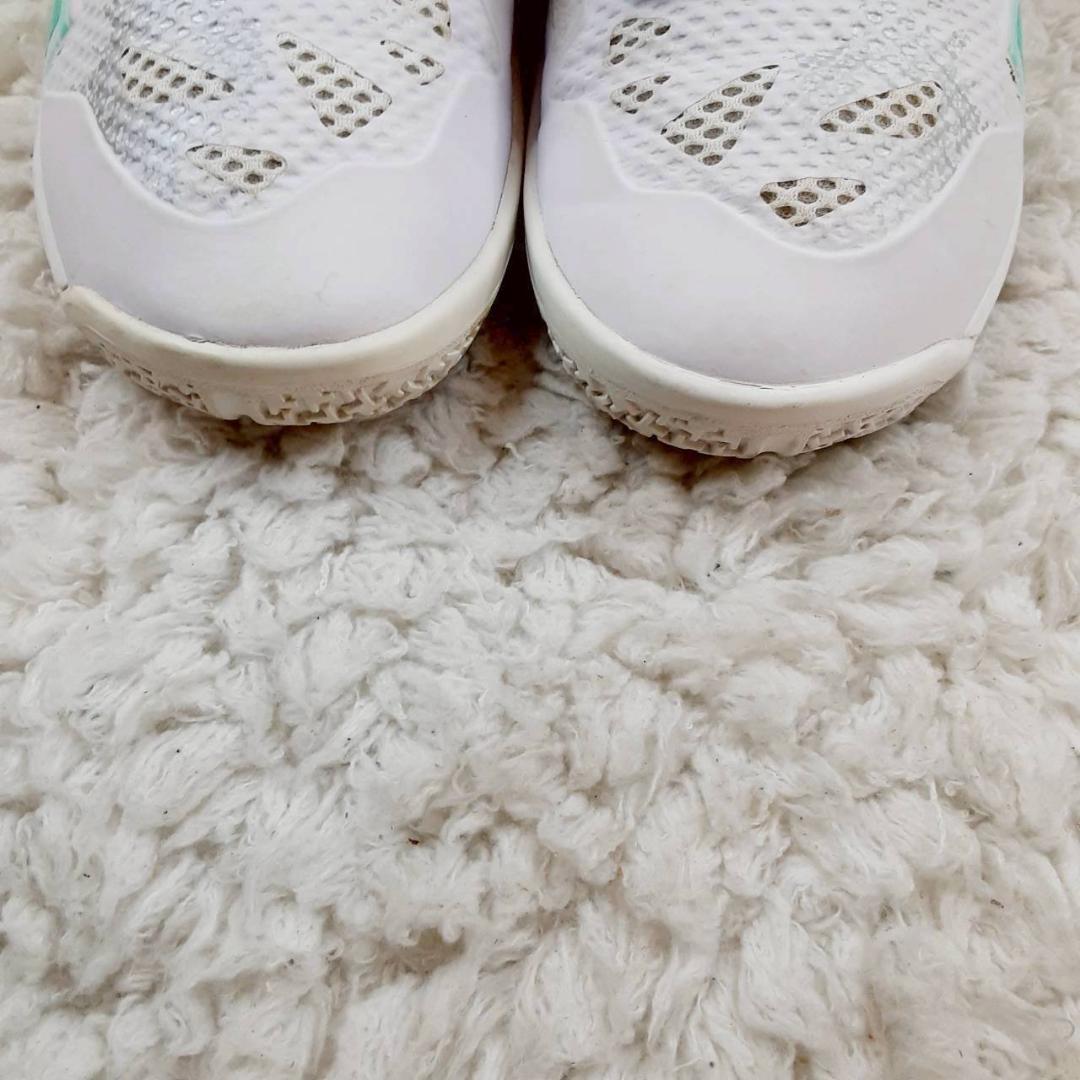 美品 24㎝◎YONEX パワークッションエクリプションZウィメン ホワイト 緑