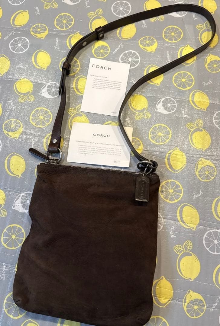 coach コーチショルダーバッグ　斜め掛け　スエード　ダークブラウン