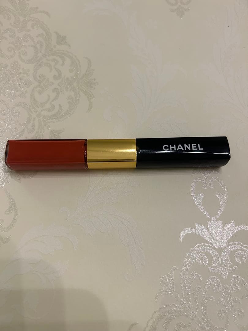 CHANELル ルージュ デュオ ウルトラ トゥニュ　限定カラー　122