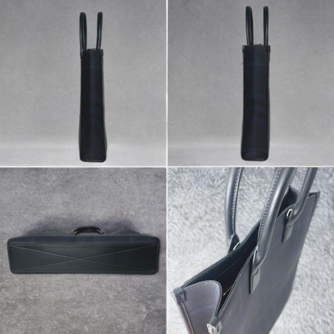 Rabbit ✨極美品✨BURBERRY バーバリー　スリムヴァーティカル