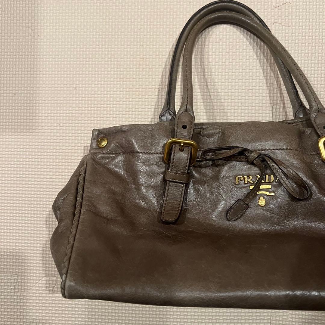 【大人気‼️】PRADA プラダ ショルダーバッグ2WAY仕様 金ロゴ