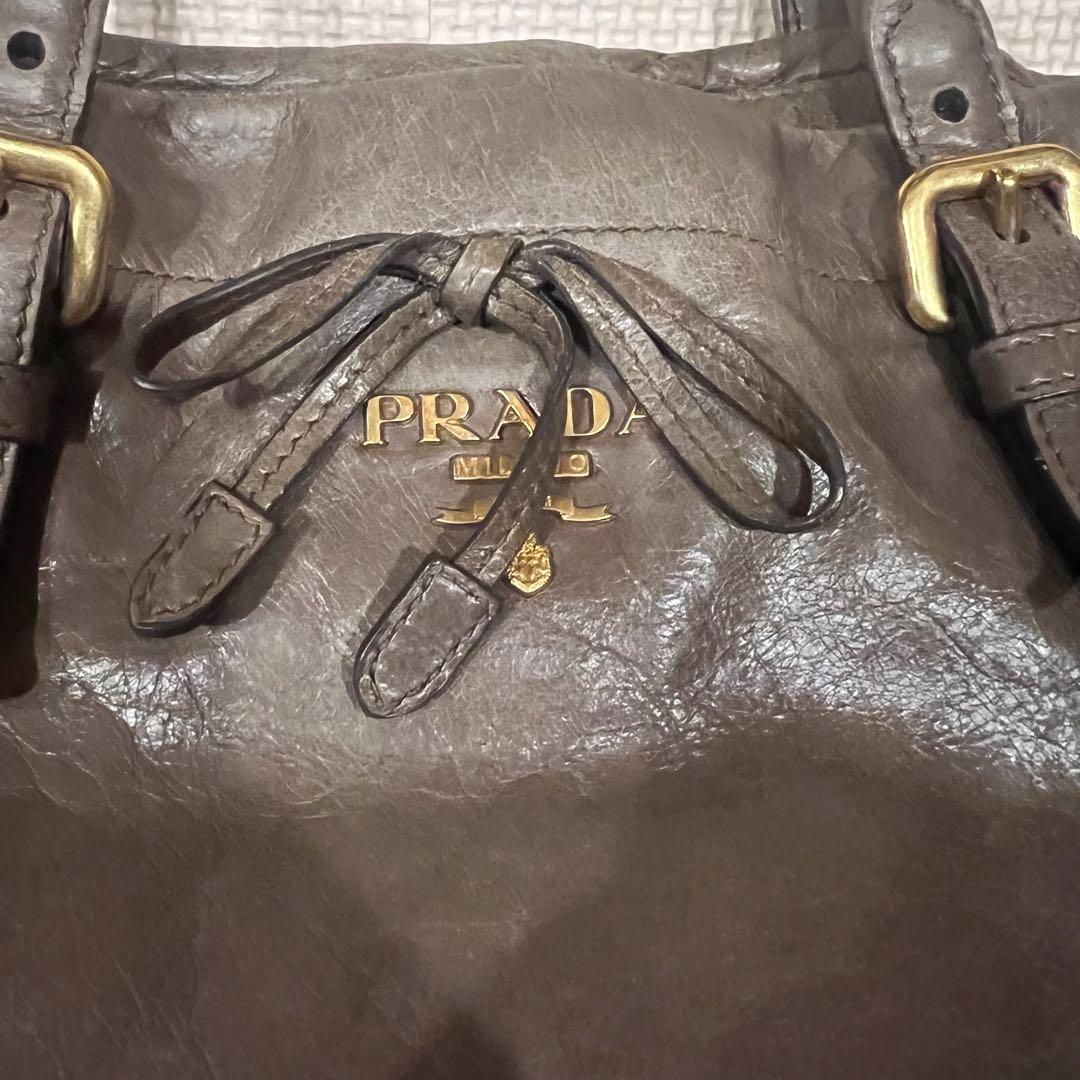 【大人気‼️】PRADA プラダ ショルダーバッグ2WAY仕様 金ロゴ