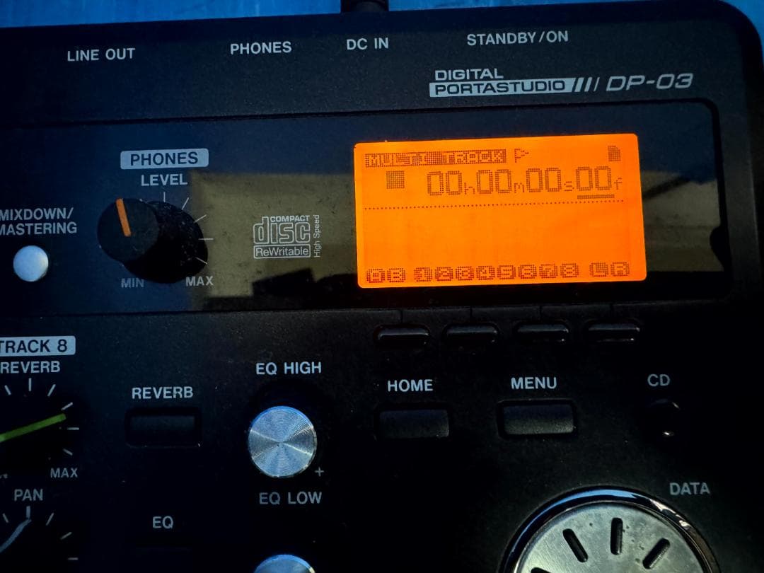 TASCAM 8トラック・デジタルマルチトラックレコーダー MTR DP-03