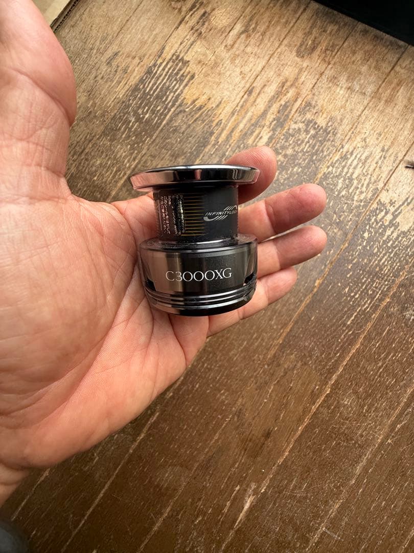 カ*ス様 TWIN POWER C3000XG スピニングリール　純正スプール