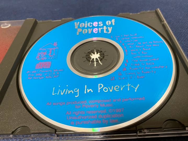 洋楽 VOICES OF POVERTY