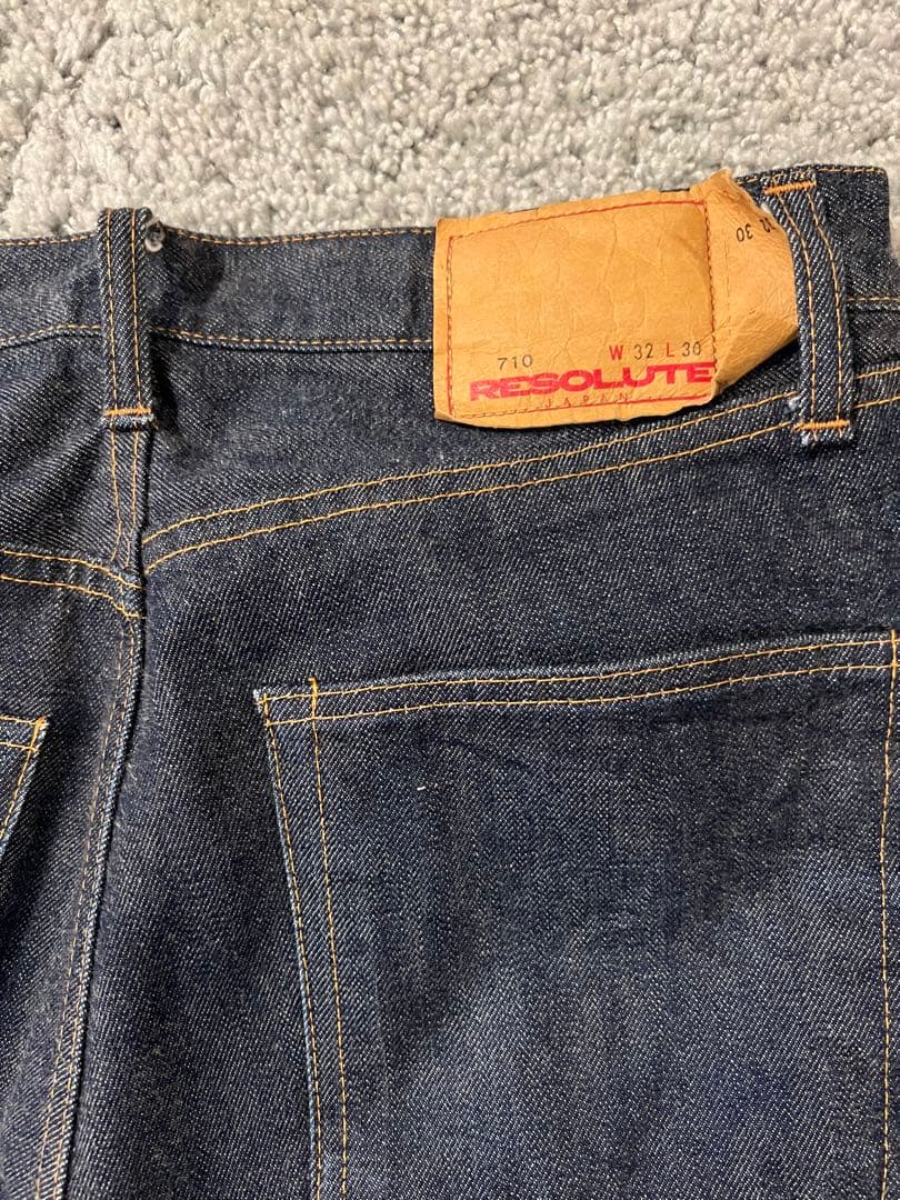 リゾルト　710 W32 L30 美品