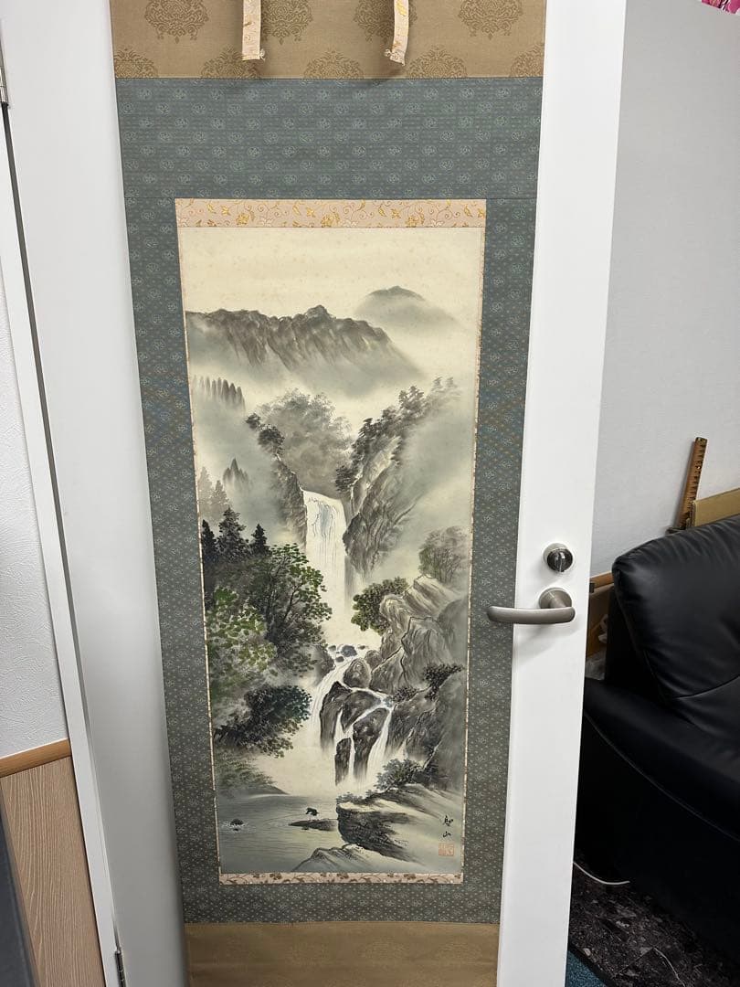 鶴と松の掛軸 木製収納箱付き　5本