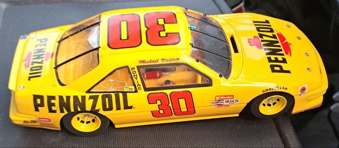 ナスカー　NASCAR　スロットカー 1/24