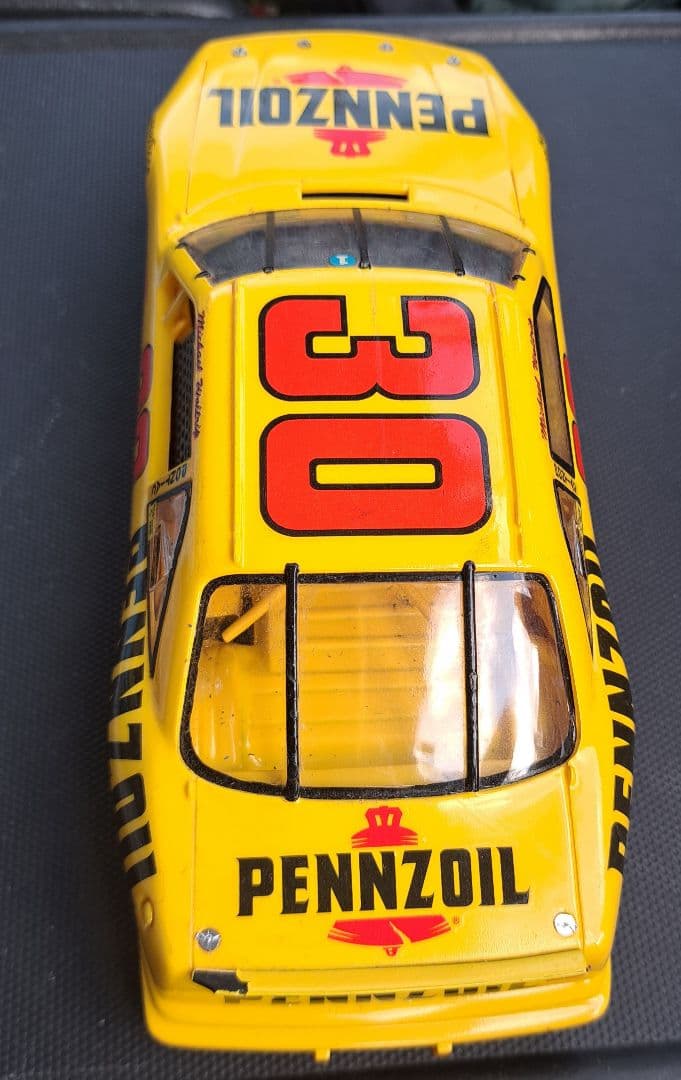 ナスカー　NASCAR　スロットカー 1/24