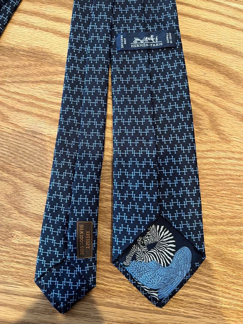 HERMES ネイビーシルクネクタイ