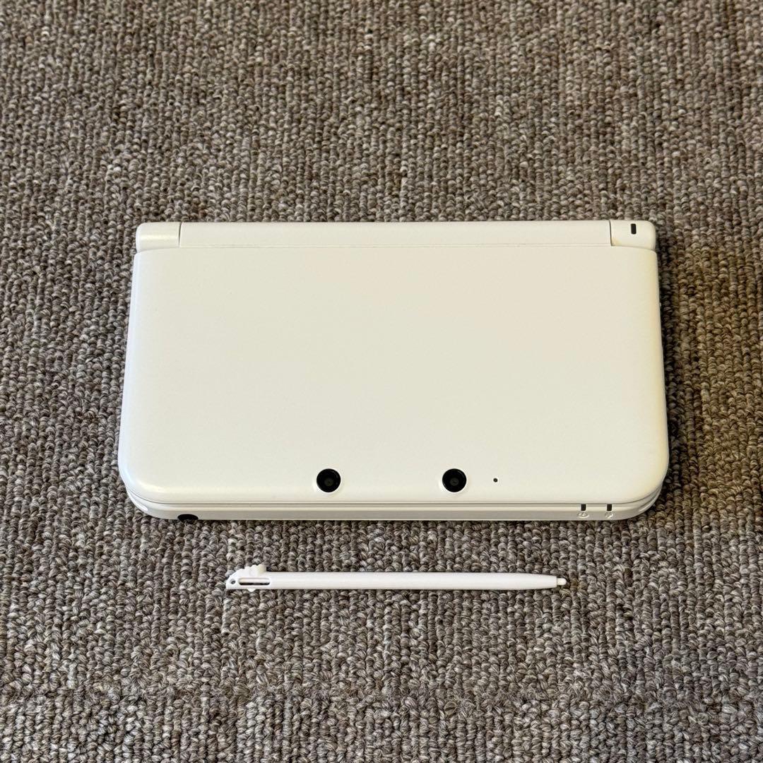 【美品】ニンテンドー3DS LL ホワイト 箱付き