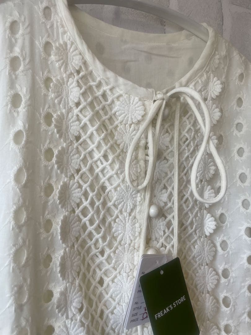 ◉新品◉freadaフリーダ　カットワーク刺繍ワンピース