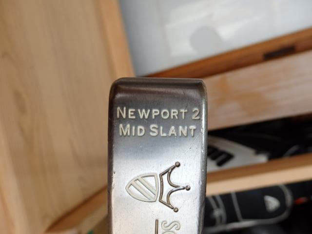 Scotty Cameron プロプラチナム ニューポート２ ミッドスラント