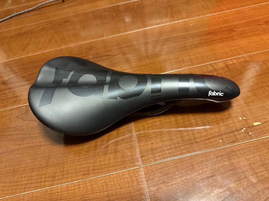 fabric・サドル スクープ ラディウス プロ ブラック 280mm