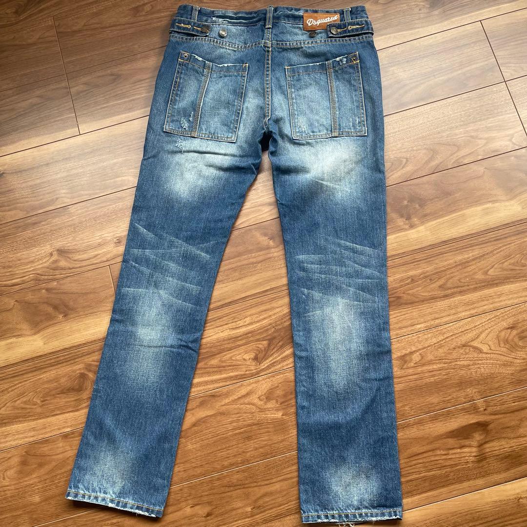 【美品】Dsquared2 デニムパンツ　ダメージ加工　イタリア製　　50サイズ