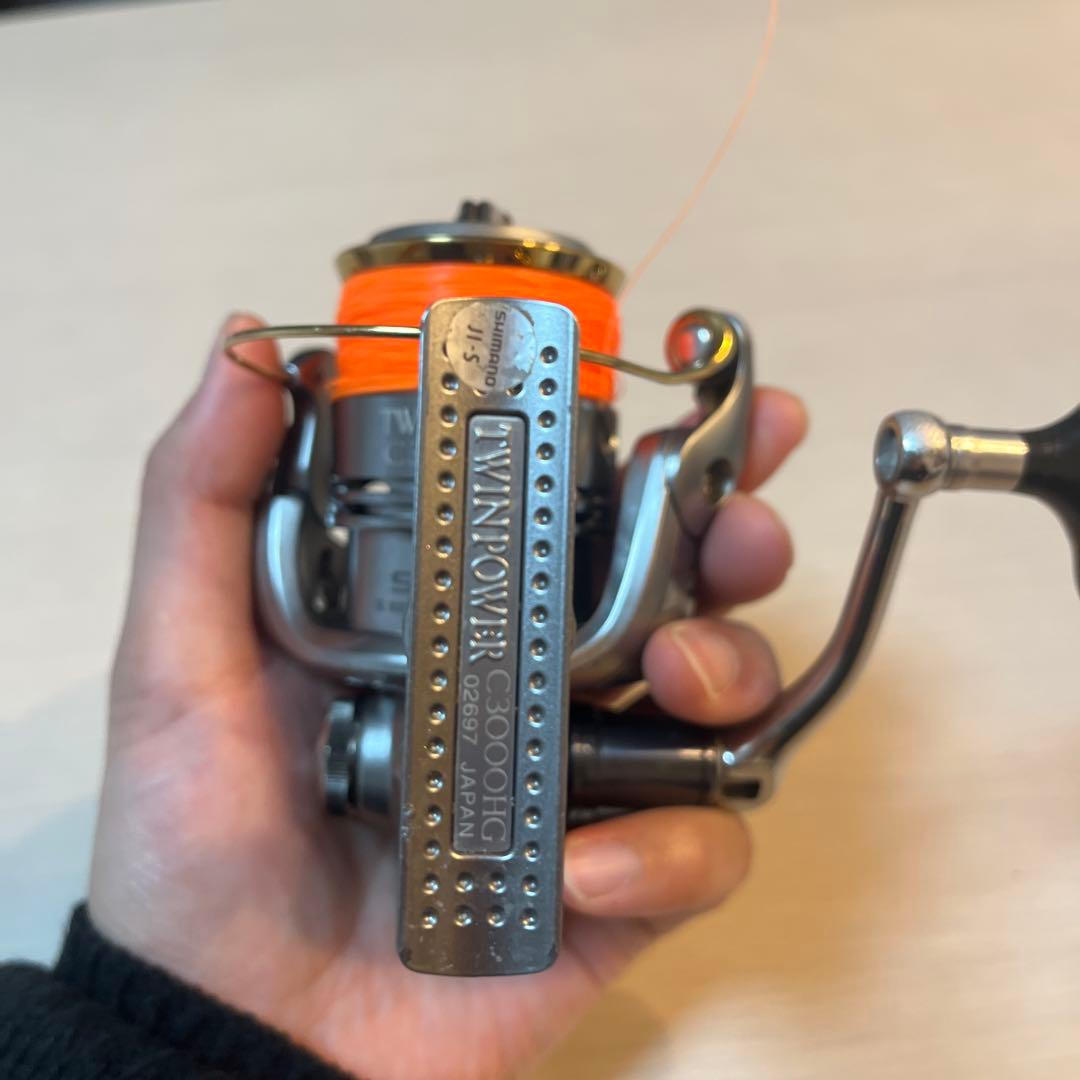 TWIN POWER C3000HG スピニングリール
