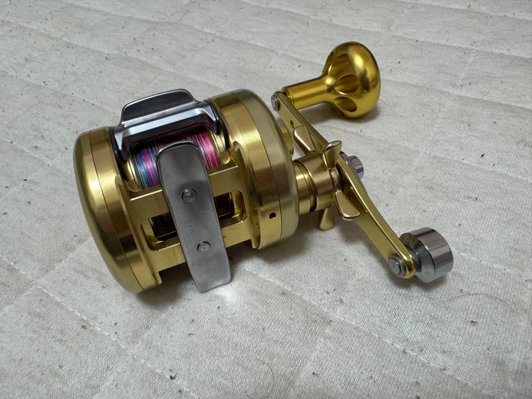 ダイワ　Daiwa 250SF タイラバ 両軸リール