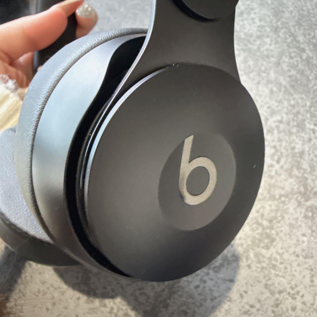 Beats ワイヤレスヘッドホン ブラック 充電ケーブル付き