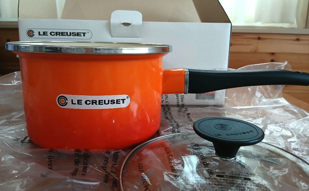 LE CREUSET　ソースパン　 片手鍋　16cm　オレンジ　ガラス蓋付き