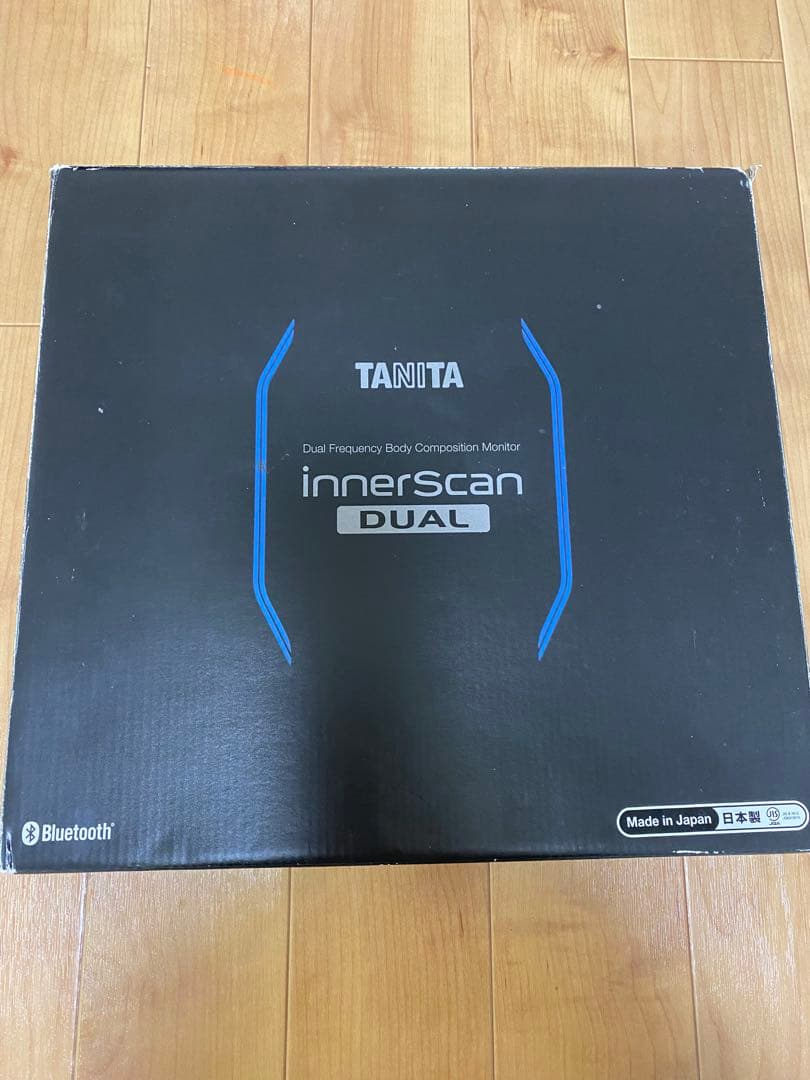 美品⭐️タニタ体脂肪計