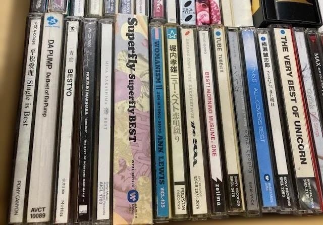 ジャンクCD 邦楽 ベストアルバム　50枚以上　サザン　ユニコーン　太田裕美他