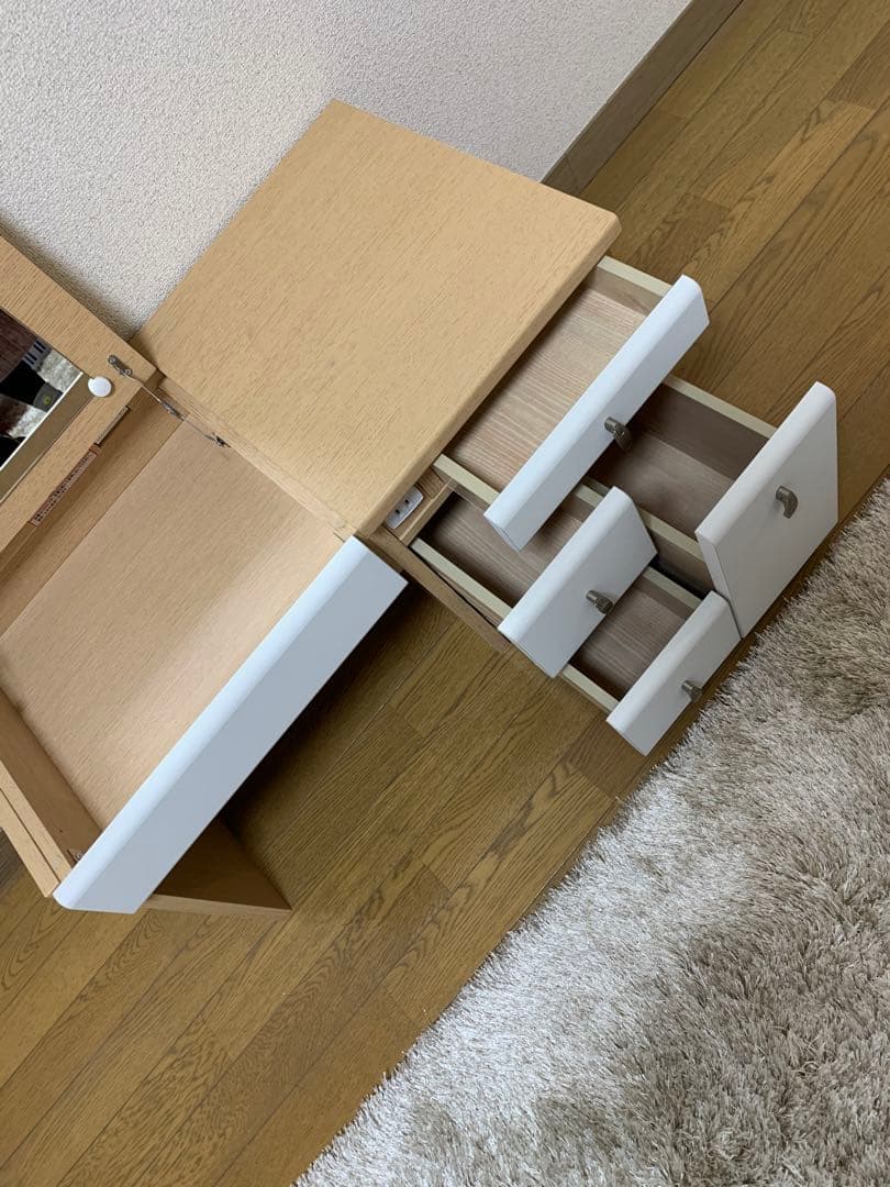 【最終値引き】ドレッサー(ロータイプ)化粧台