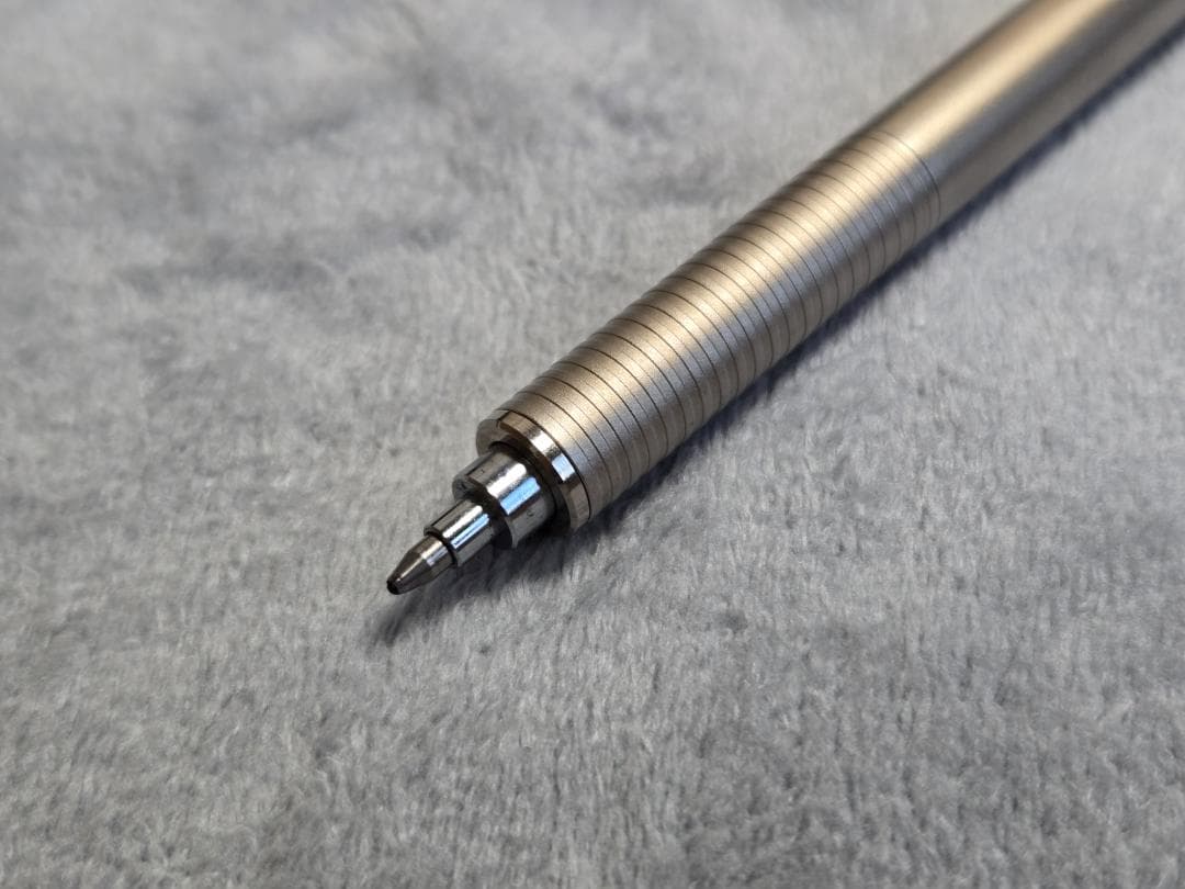 LAMY unic チタンコート ボールペン