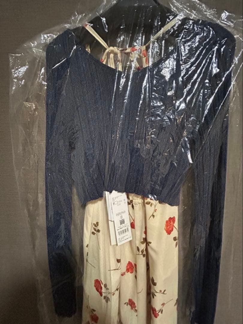 【新品】ニットカーデセットキャミワンピース　リリーブラウン