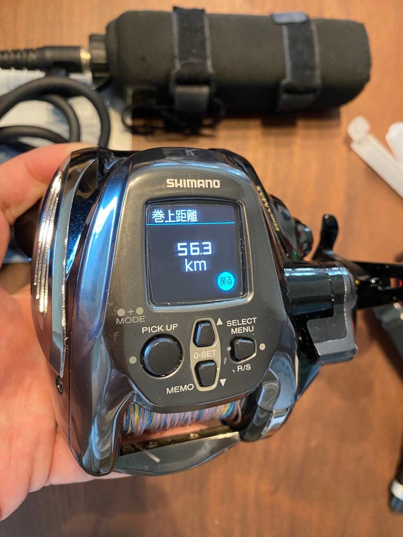 SHIMANO BeastMaster 2000 電動リール　バッテリー付き