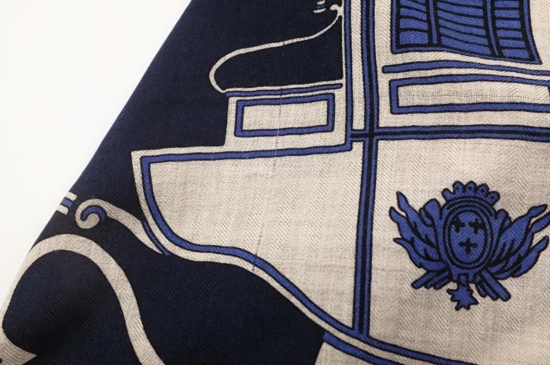 【レアアイテム】Hermès　エルメス　カレジェアン　トライアングル