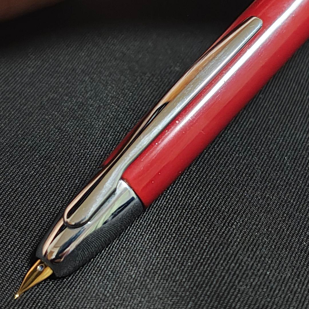 PILOT キャップレス 万年筆 ディープレッド F 細字 パイロット