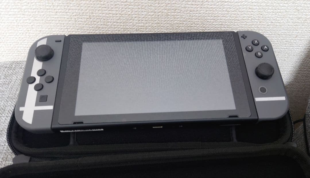 Nintendo Switch ニンテンドースイッチ本体　スマブラモデル