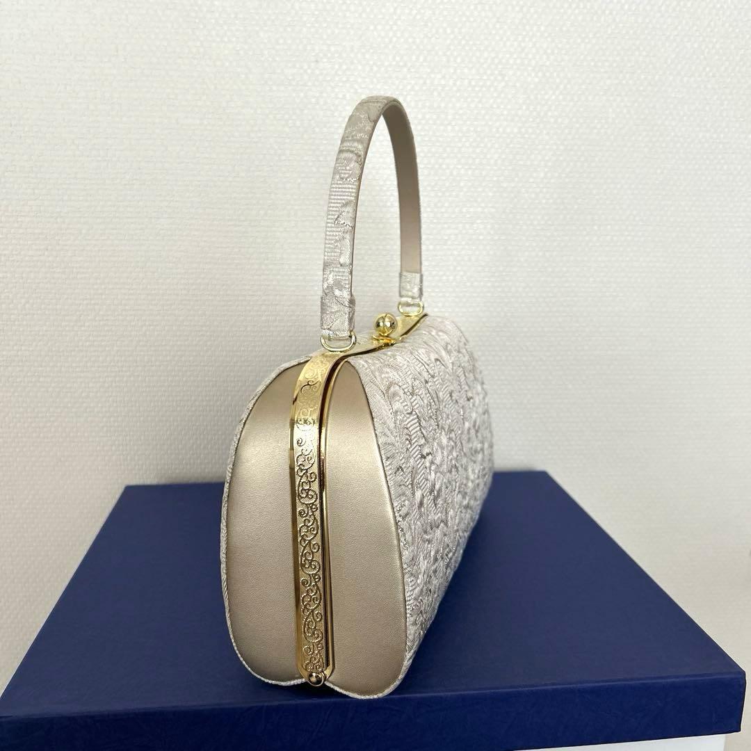 シルバー刺繍ハンドバッグと草履Mセット