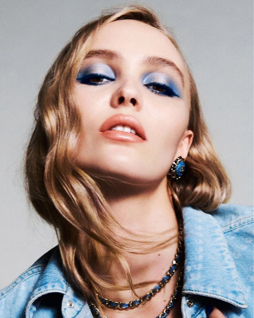 CHANEL レ キャトル オンブル 29 ココ ジーン ★ショッパー付