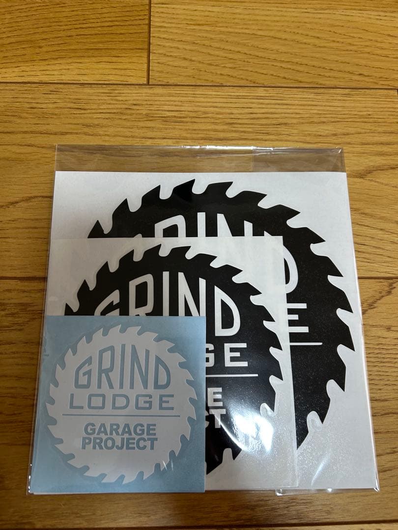 週末限定価格☆grindlodgeカッティングステッカーセット（３枚）