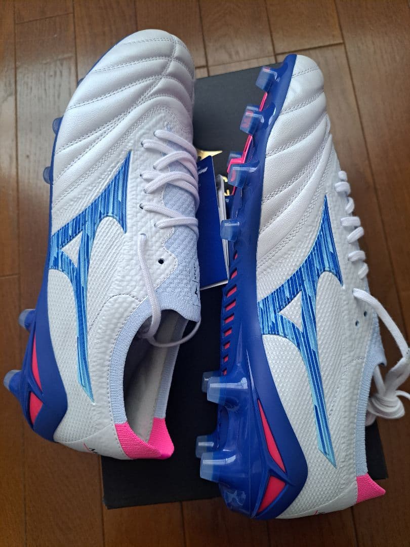 【キヨ】MIZUNO ミズノ モレリア ネオ IV ベータ　限定カラー