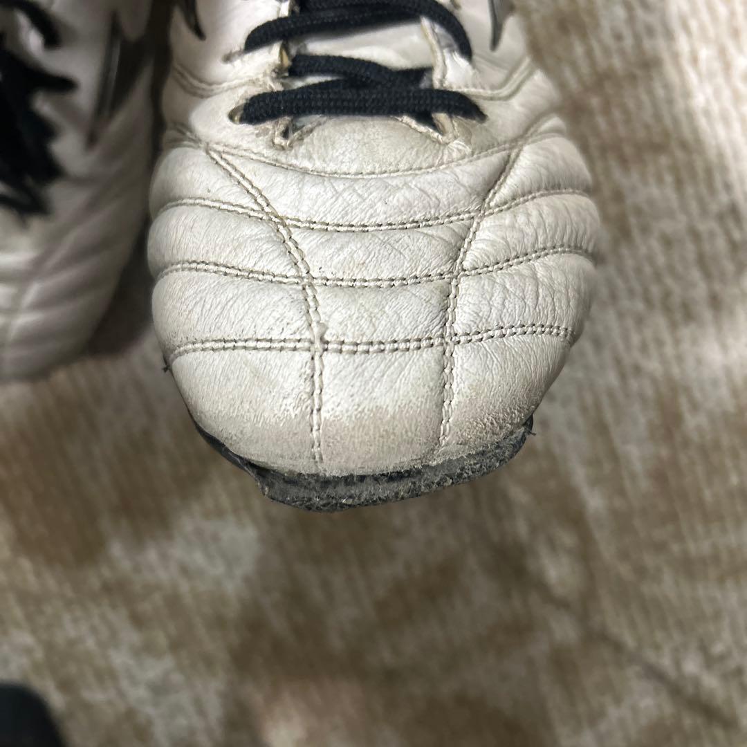 Mizuno Morelia NEO4 サッカーシューズ ホワイト/レッド