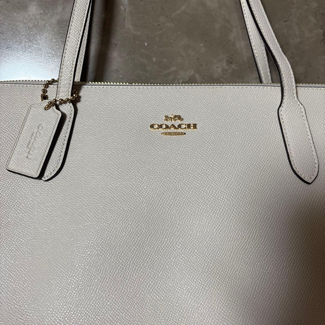 【フェアリームーンさま専用】COACH【新品・未使用】レデースバック白