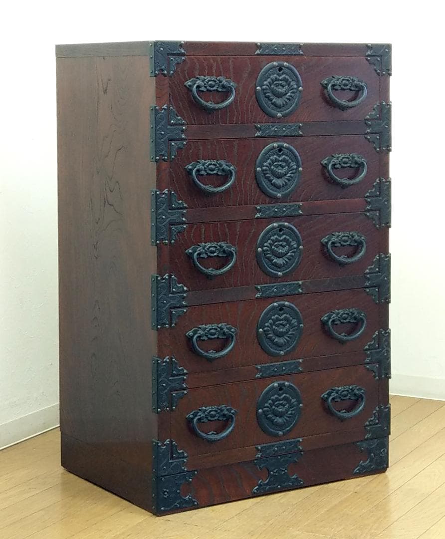 美品 岩谷堂様式 欅渦杢 装飾金具 和箪笥 民芸箪笥 整理収納家具 民芸チェスト