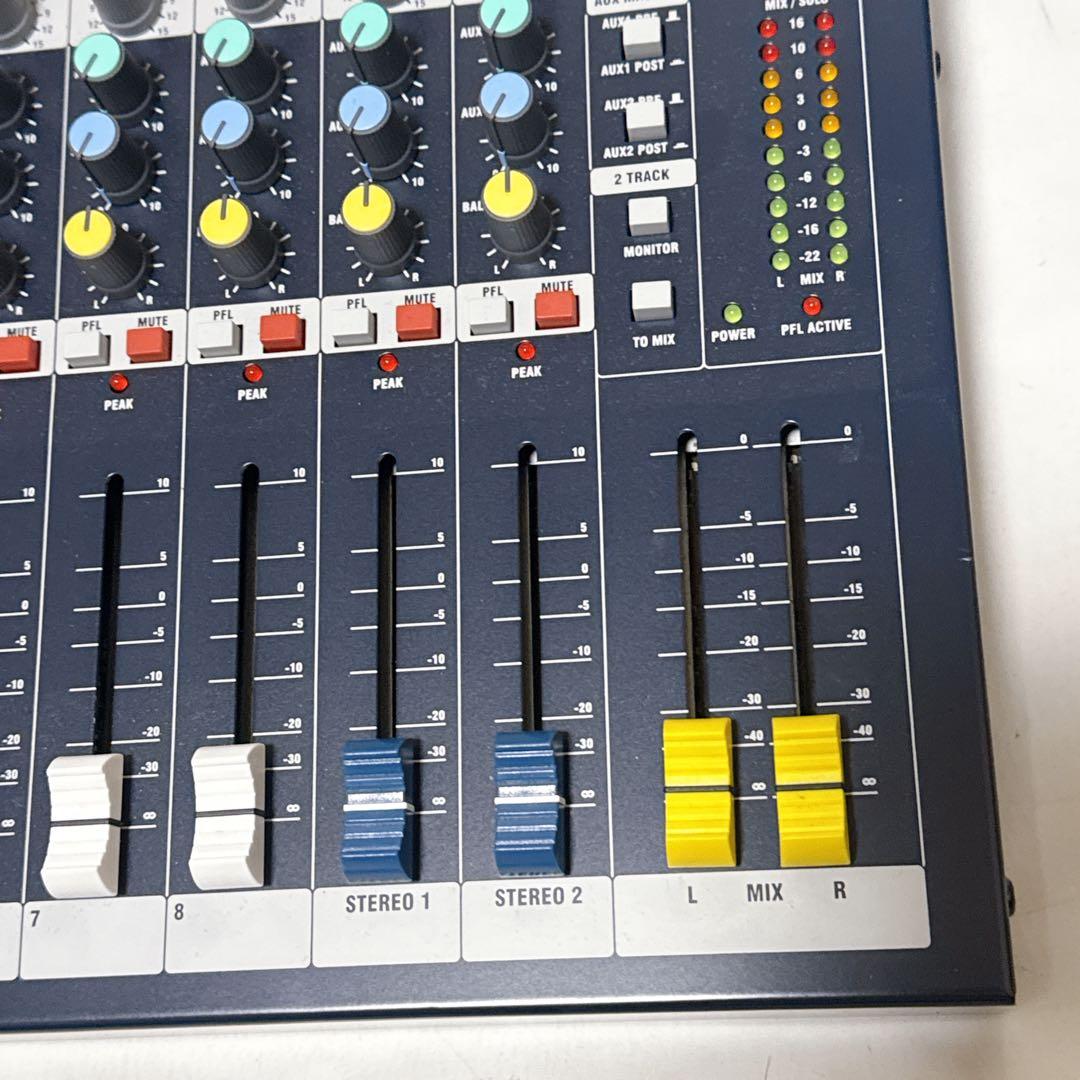 Soundcraft サウンドクラフト アナログミキサー EPM8 ケース付