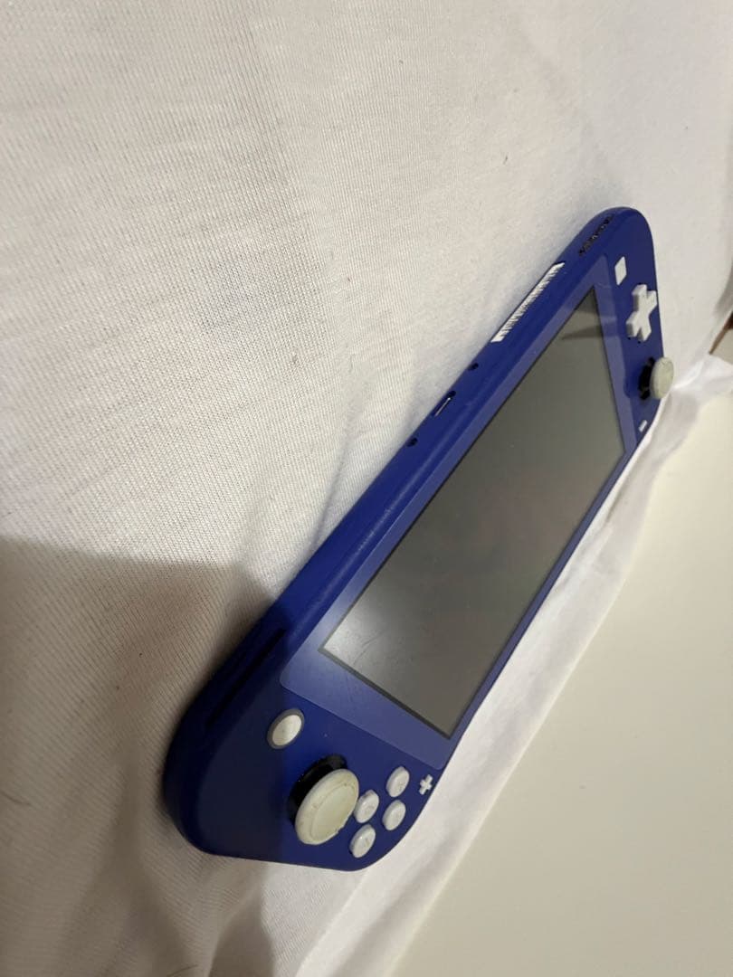 メ*ー様 switch lite 本体　ブルー　ニンテンドー