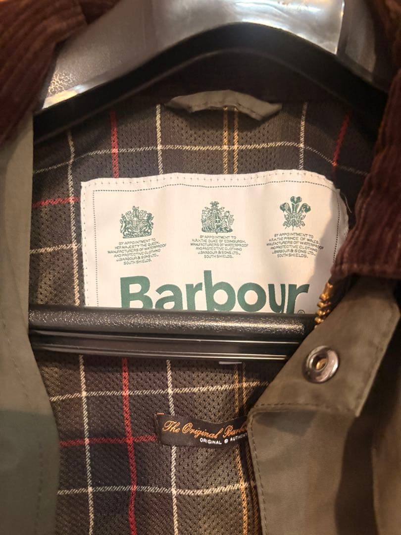 Barbour オリーブジャケット