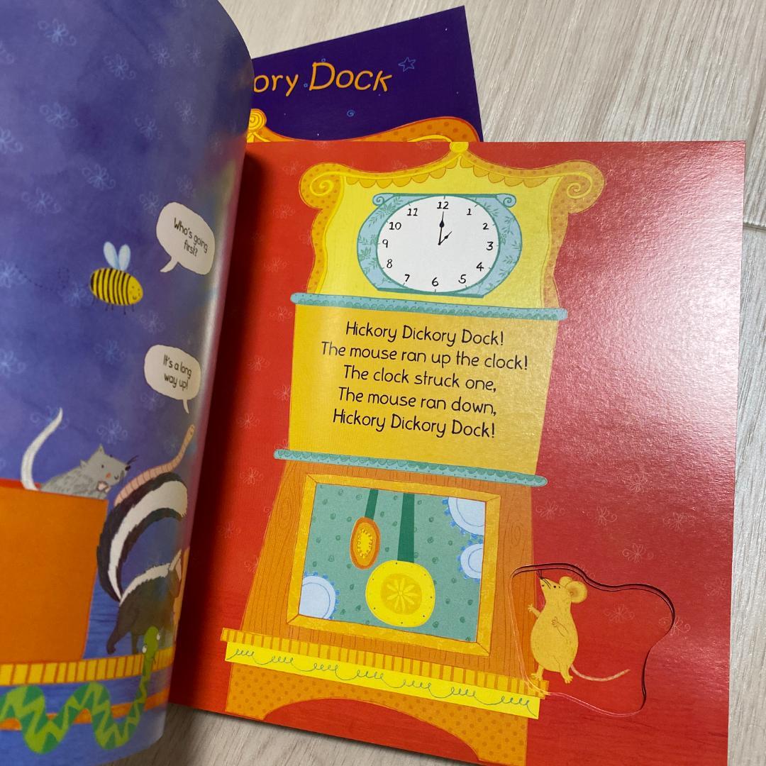 512 Hickory Dickory Dock 穴開き仕掛け音声絵本