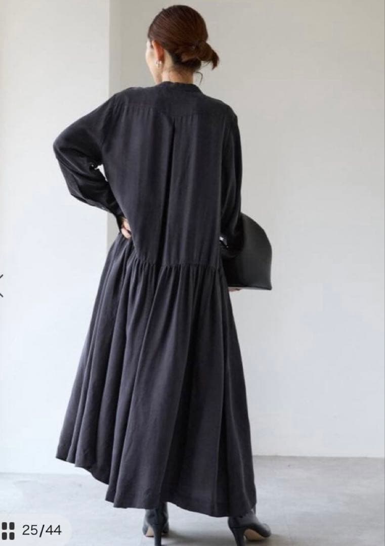 【新品タグ付き】VERMEIL par iena ワンピース　ネイビー
