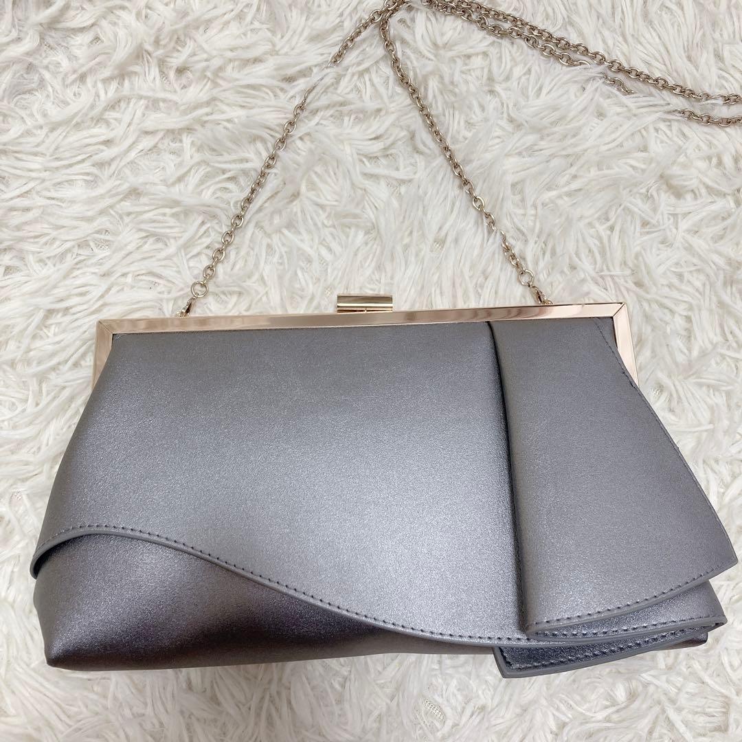 極美品✨AIMER シルバー フレアタッククラッチバッグ ショルダー 2way